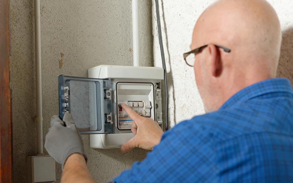 cherche électricien Montataire
